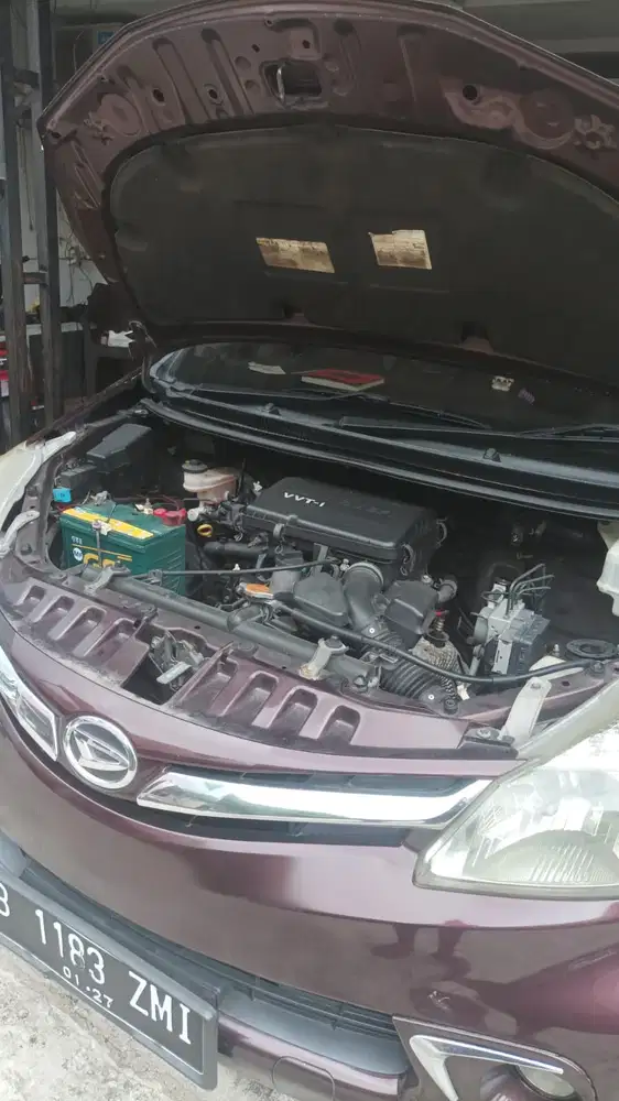 Daihatsu Xenia 2012 Bensin