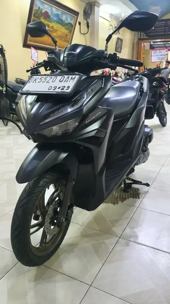 New Vario 125 CBS ISS(smart key)-Mentah Kali Masih 7.000KM-plaza motor