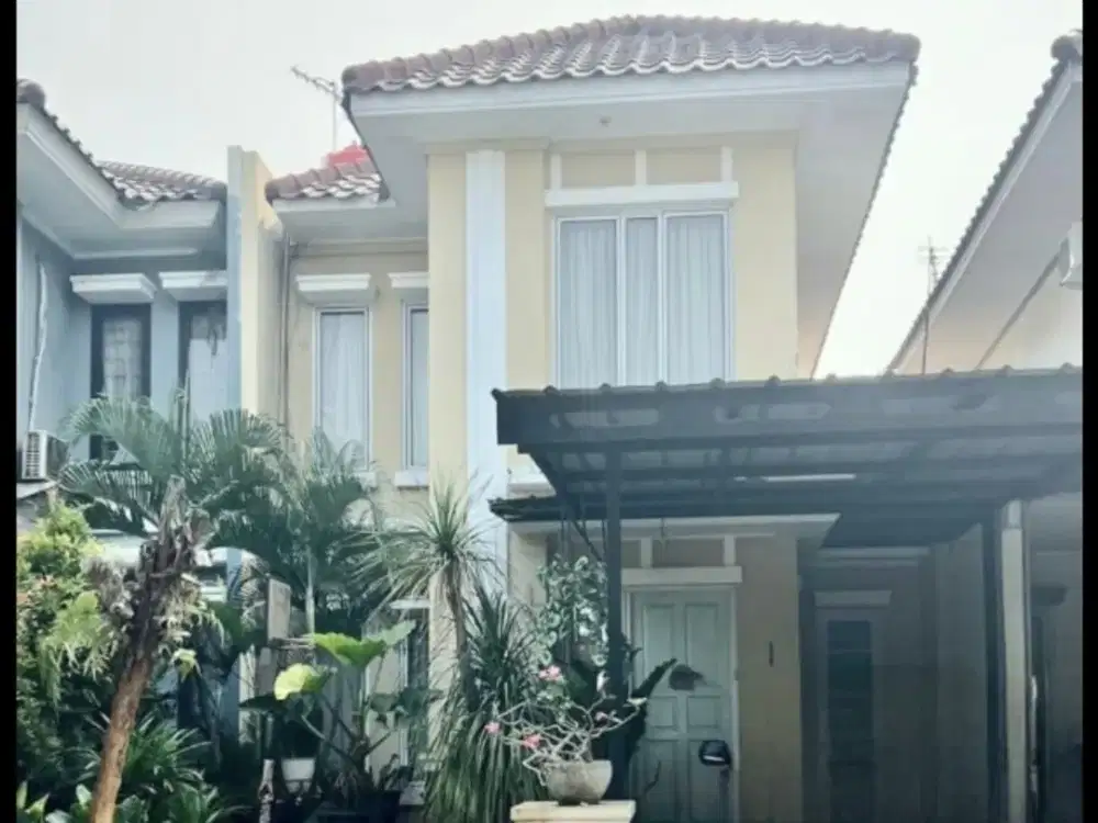 Dijual cepat rumah cantik siap huni di Legenda Wisata Cibubur