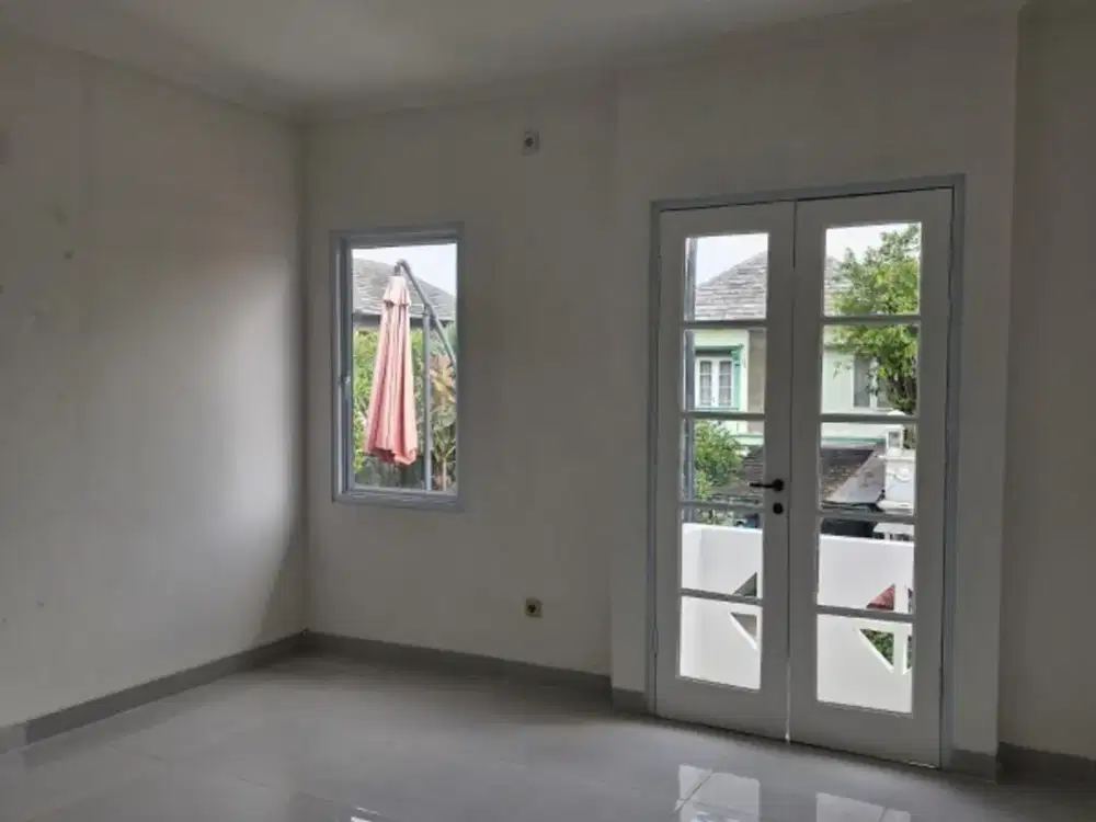 Dijual rumah cantik baru siap huni di kota wisata Cibubur