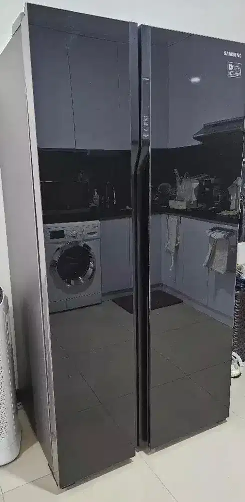 Di jual kulkas side by side