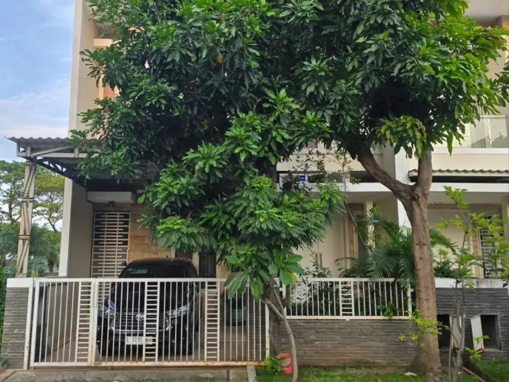 Dijual rumah san diego pakuwon city