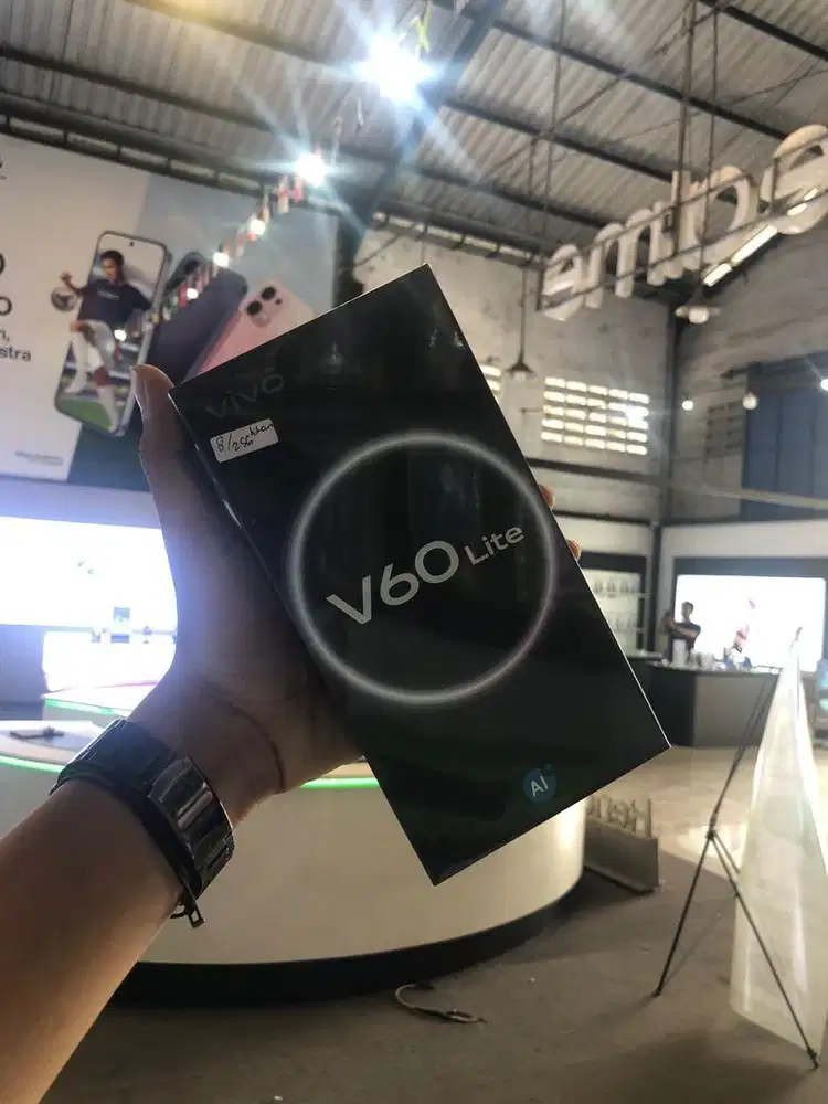 VIVO V60LTE 8/256
