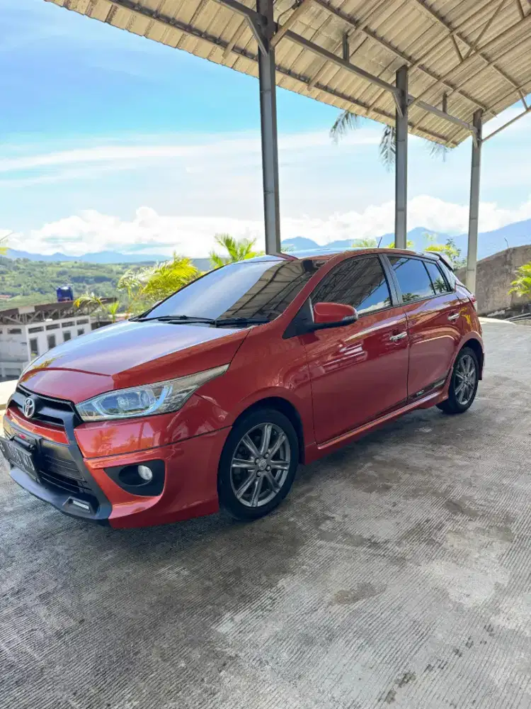 Dijual toyota yaris