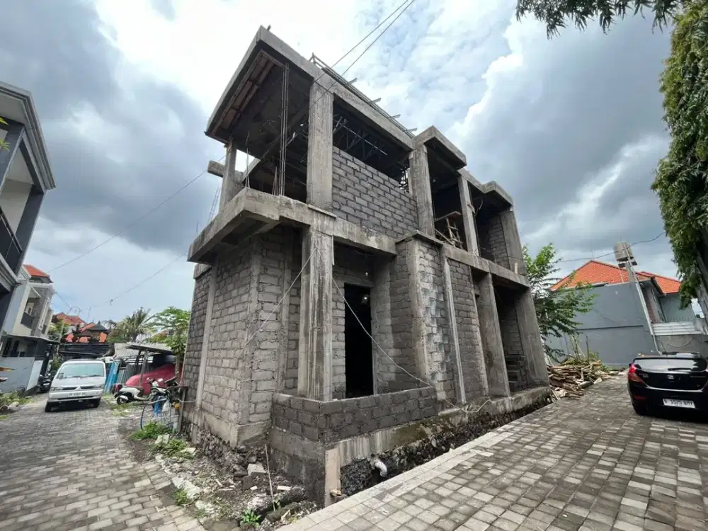 DIJUAL RUMAH 2 LANTAI – SUPER STRATEGIS JANTUNG KOTA DENPASAR (GATSU TENGAH) 5 menit ke Mall Living World.