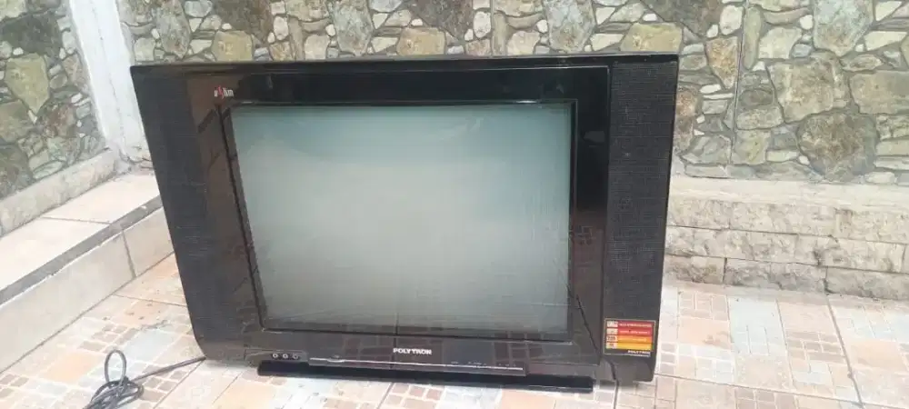 Jual tv POLYTRON SLIM 21 inc siap untuk d antar