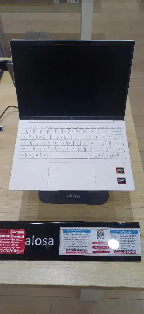 HP OmniBook 7 Aero 13