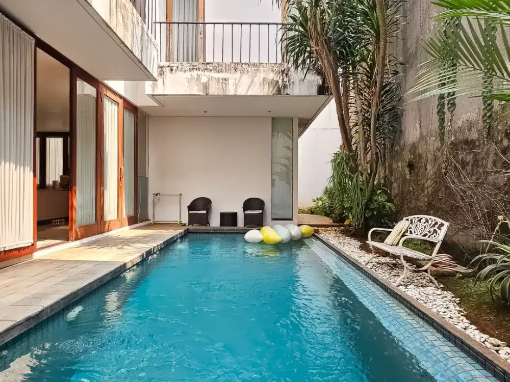 Rumah Dijual di Kemang Jakarta Selatan – LT 375 m², Bebas Banjir, Dekat Akses Tol