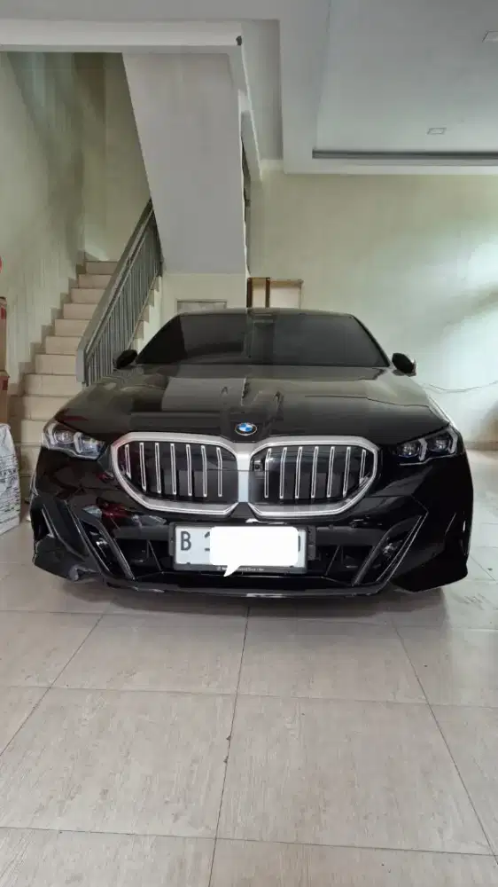 BMW 520i 2024  km 2000