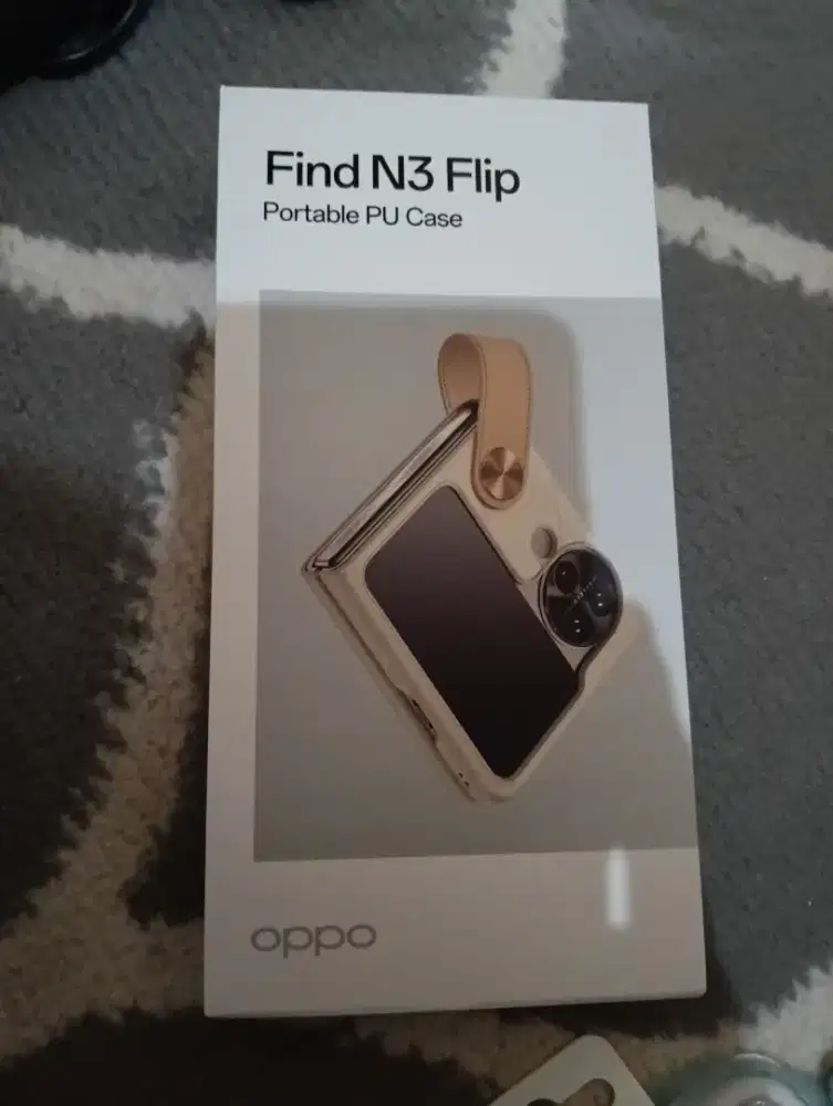 Find N3 Flip Case Beige