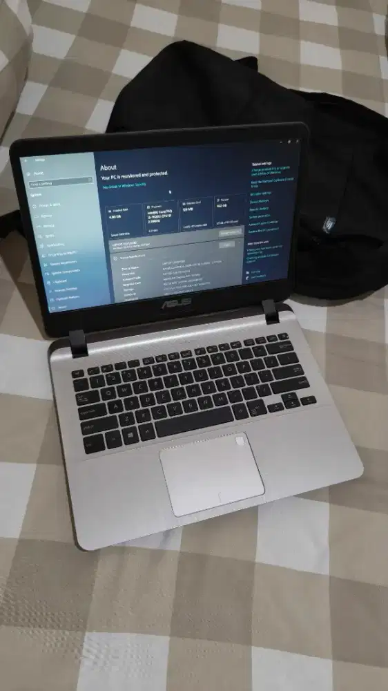 Asus VivoBook 14 - X407UAR