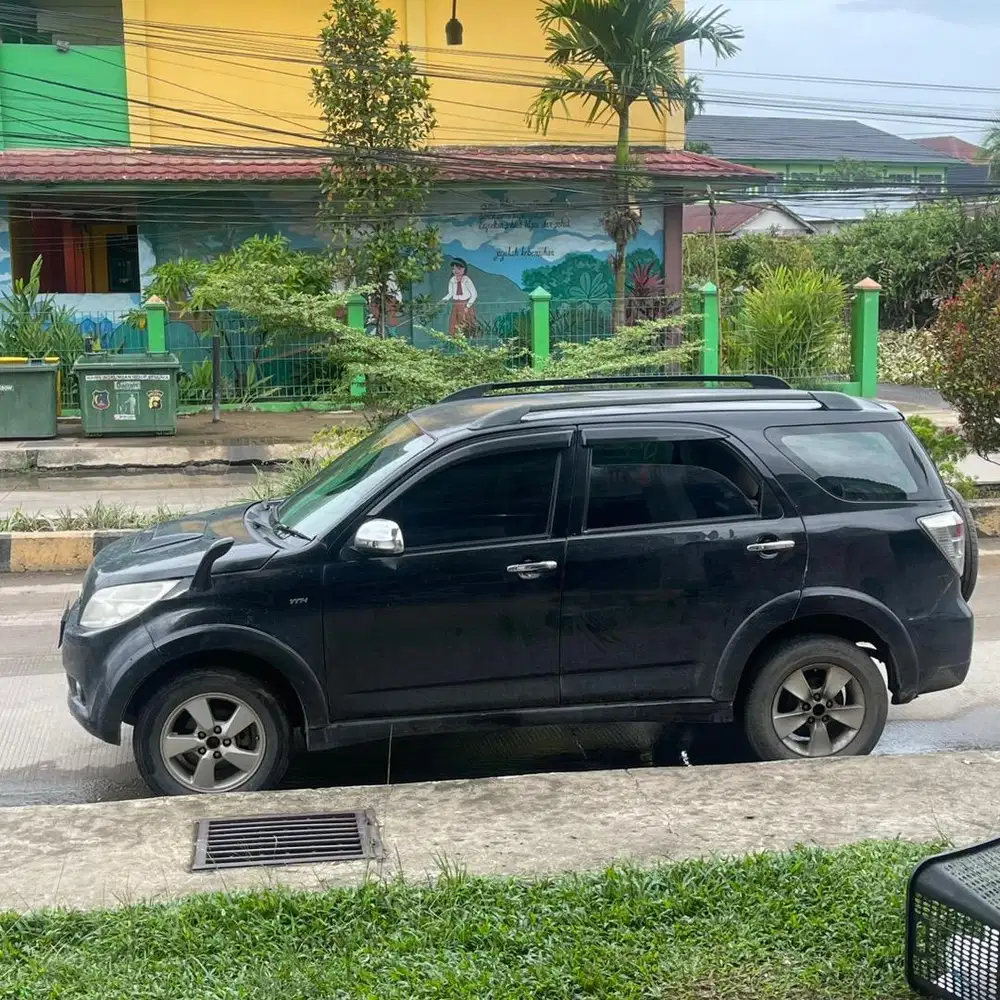 Toyota Rush G MT 2009 nego sampe jadi