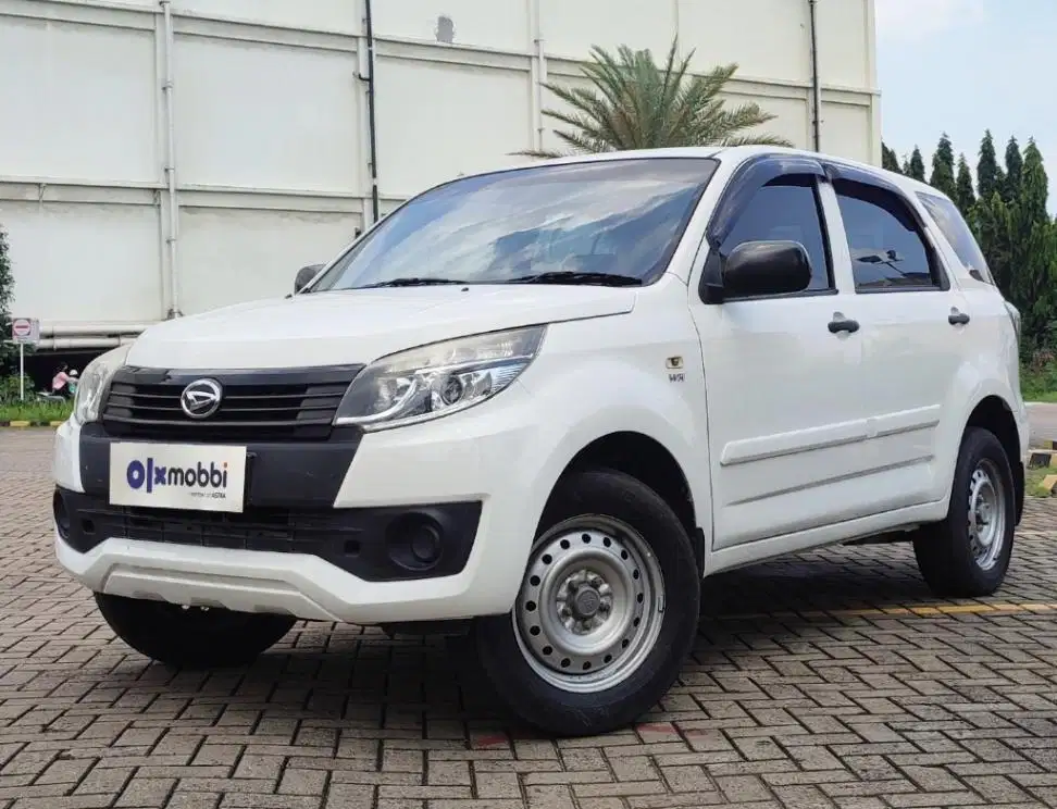 TDP 7,JT Daihatsu Terios 1.5 X Deluxe Bensin-AT Putih 2016