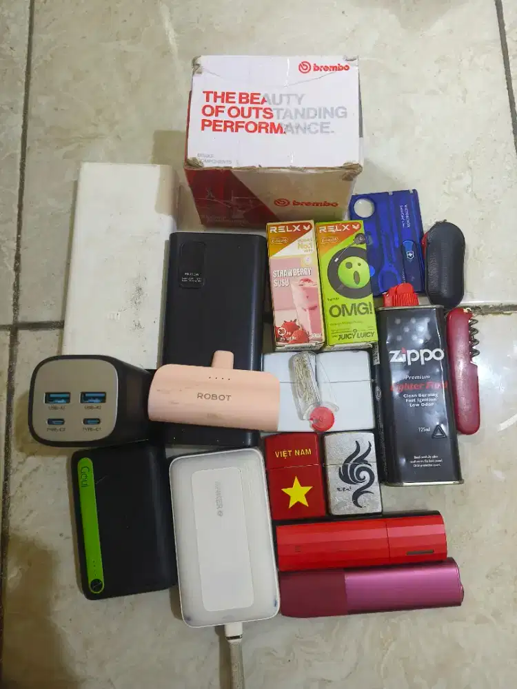 Powerbank, Zippo dll