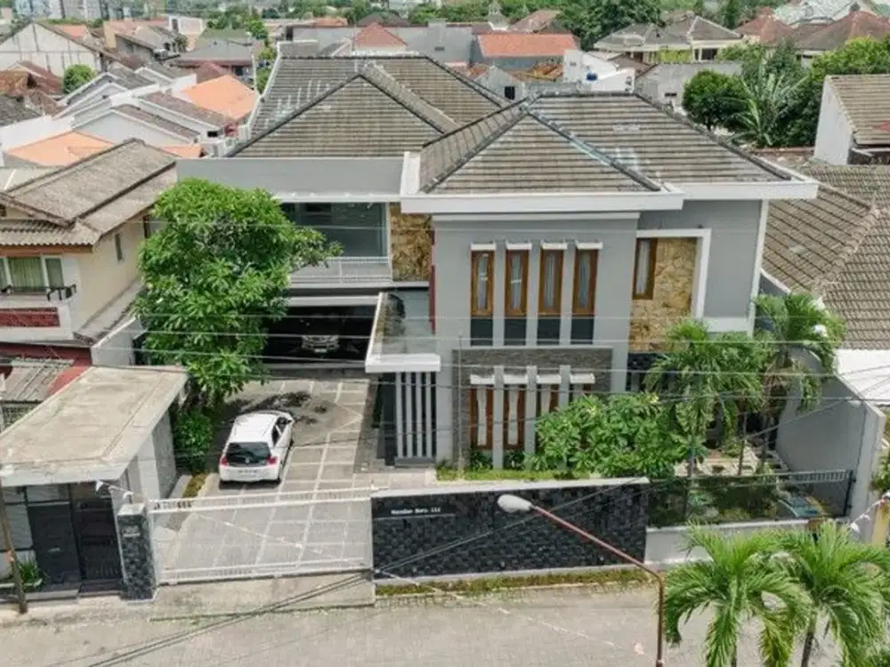 Jual/Sewa Rumah Mewah Eksklusif 2 Lantai, Lokasi Strategis di Nandan Sleman