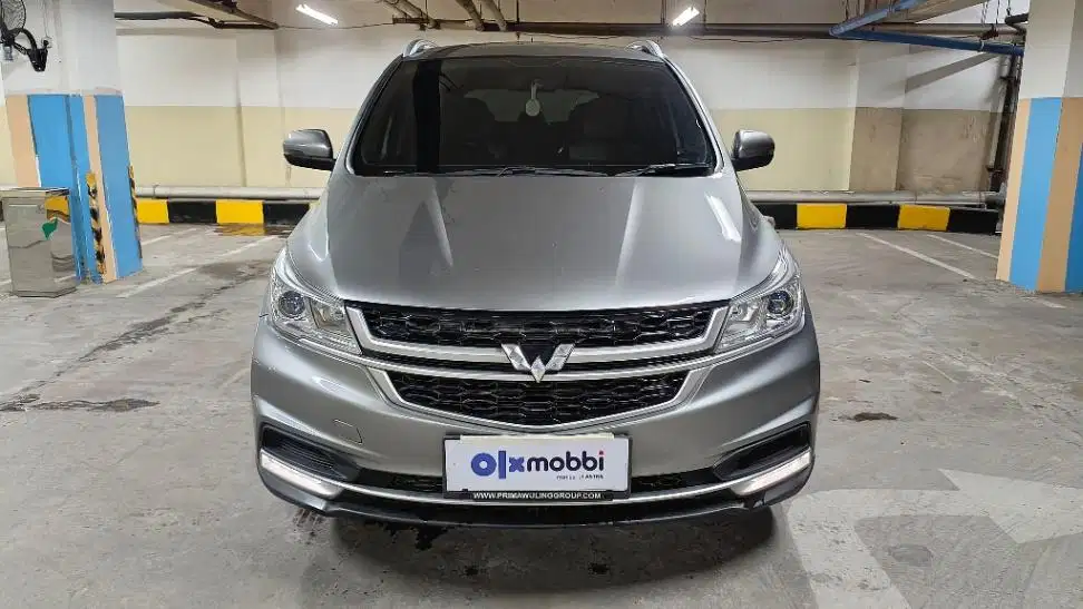 TDP 7,JT Wuling Cortez 1.5 LT Lux Bensin-AT Silver 2019