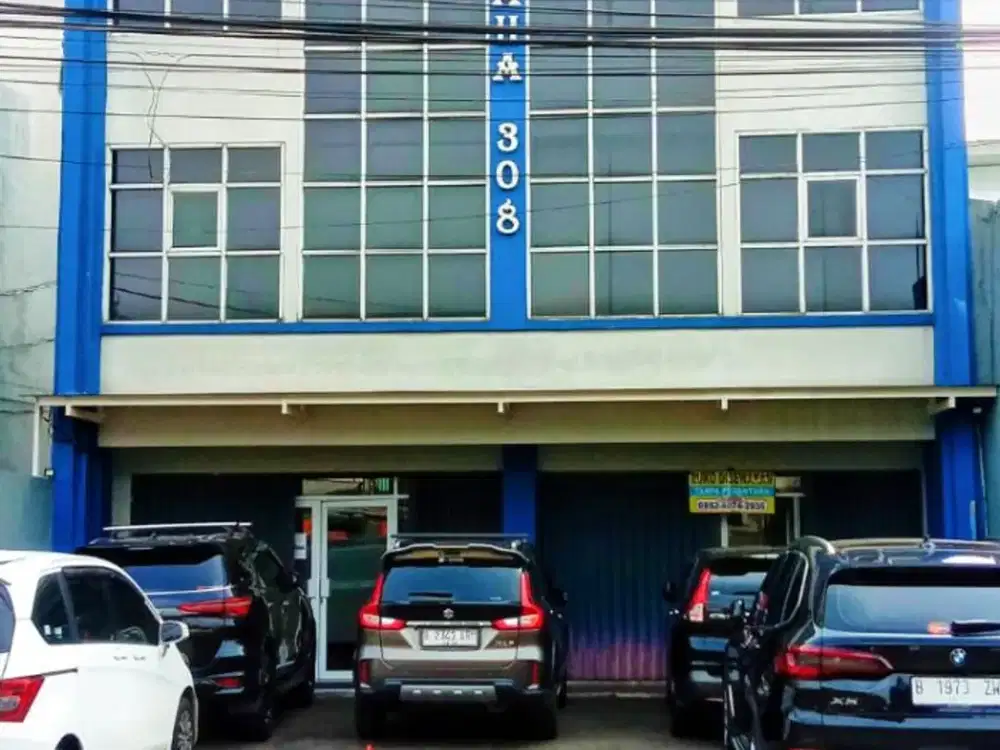 Ruko Bangunan Baru 4 Lantai di Pasar Rebo Jakarta Timur