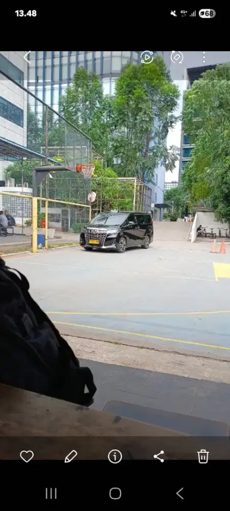 Terrima pengemudi dengan sim a / b