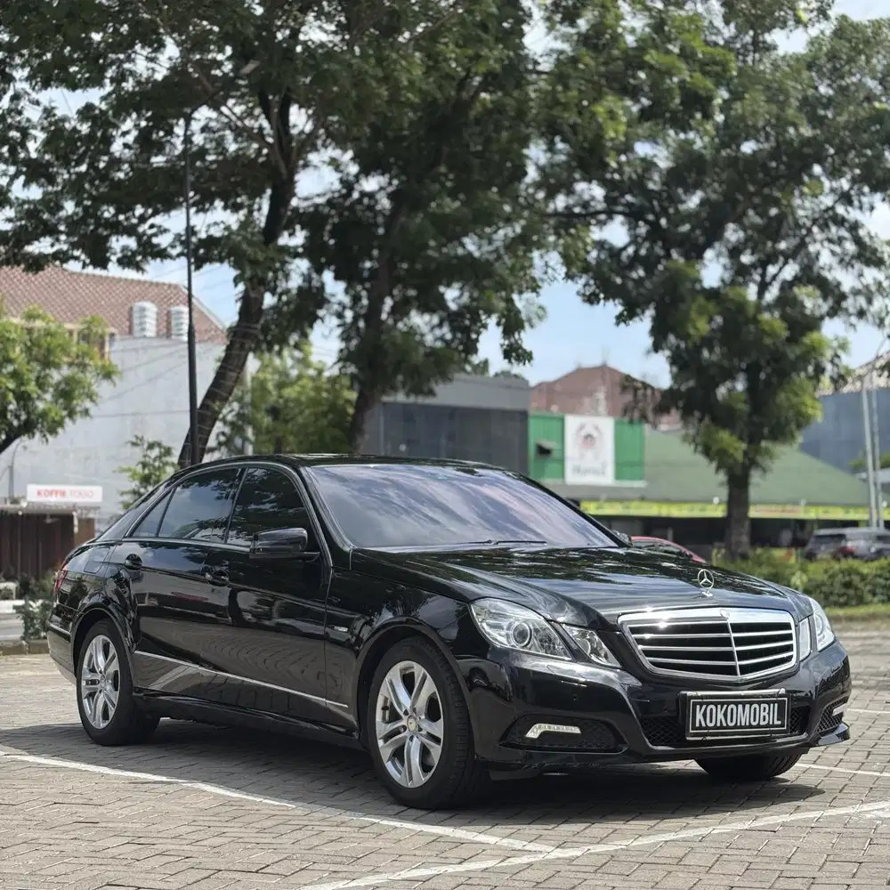 [KM 45R] MERCEDES BENZ E250 CGI AT 2010