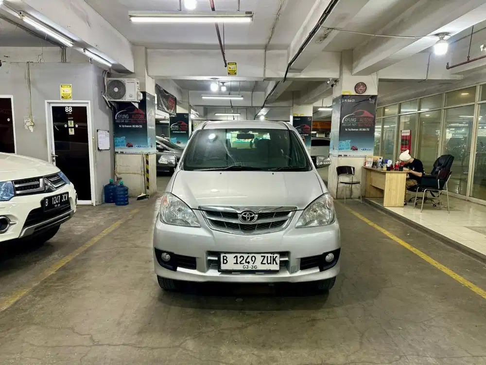 Toyota Avanza G Manual 2010 / 2011 MT Matic AT