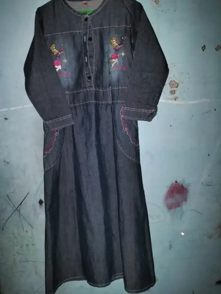 Baju Muslim anak perempuan