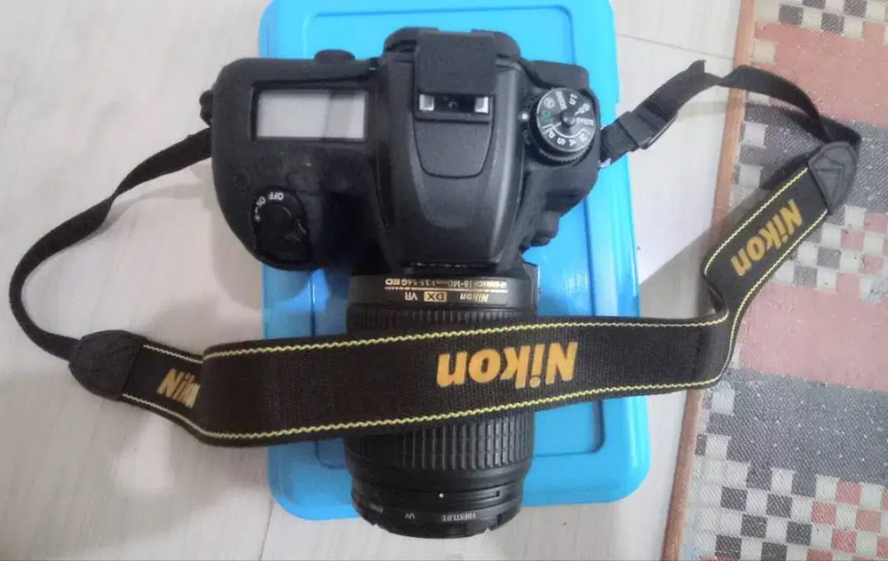 Di jual kamera nikon D7500 paket lengkap. No minus.. Terawat.
