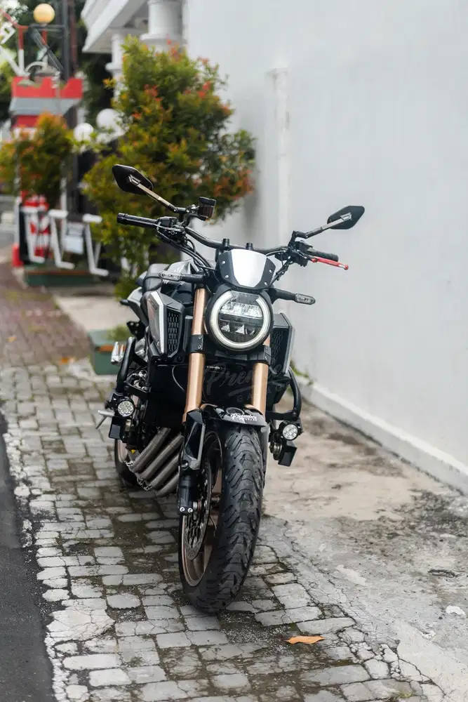 Moge Honda CB650r Neo Sport Cafe Black NIK. 2020