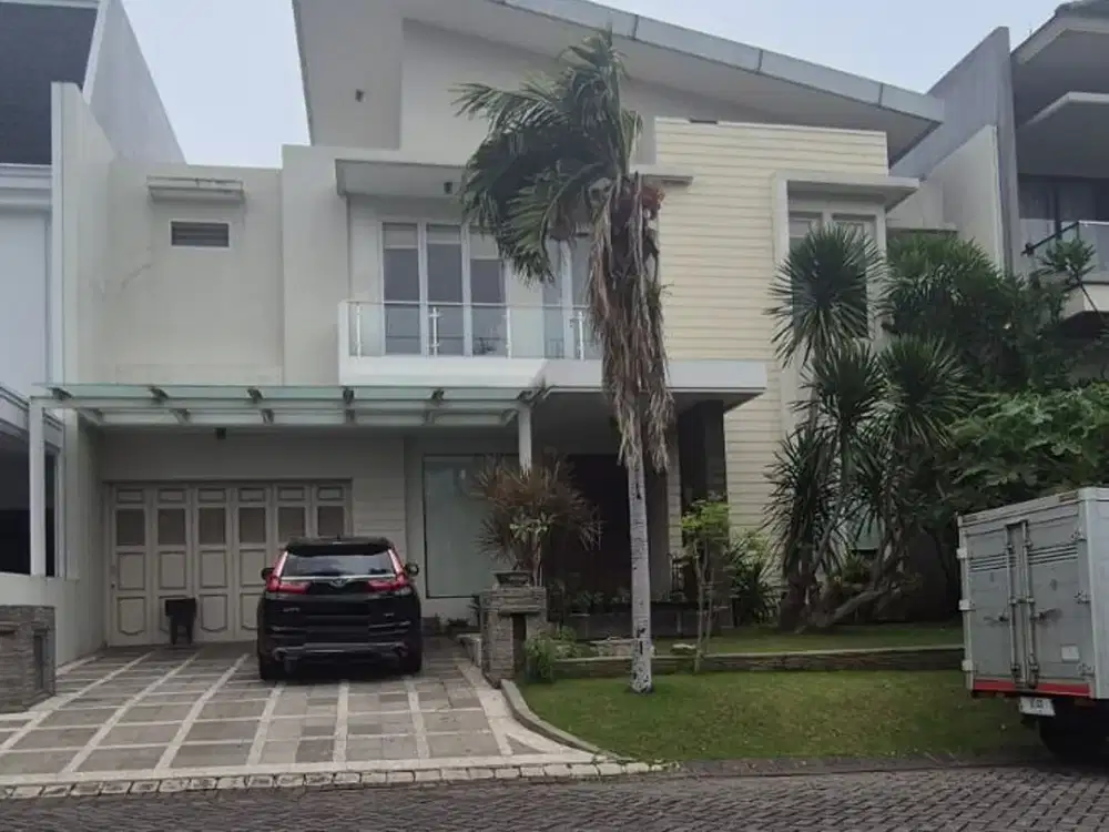Dijual Rumah 2 lantai di Villa Bukit Regency Surabaya