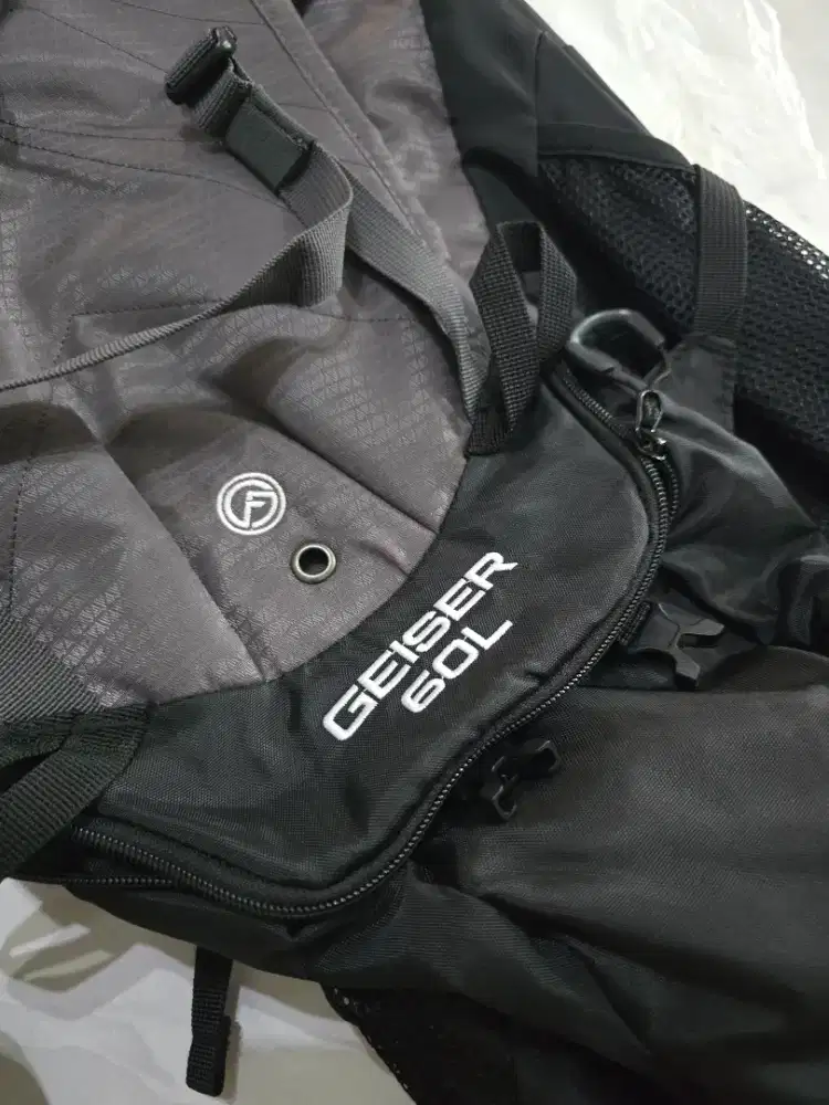 Carrier Arei Geuser 60L Baru