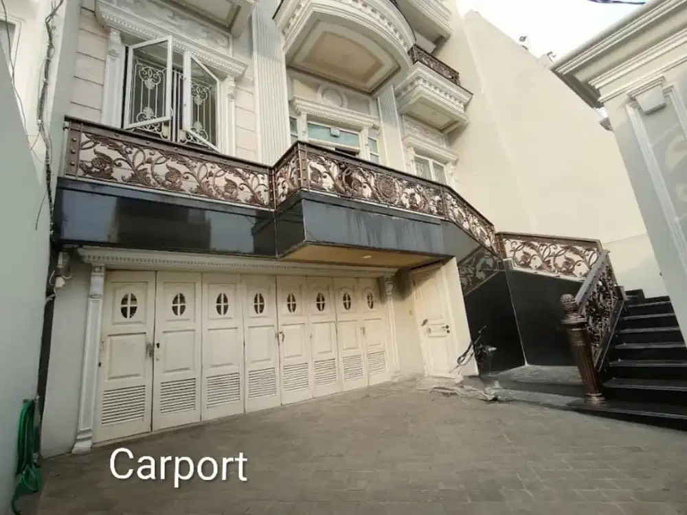 Rumah Mewah Old Money Vibes Area Taman Palem Lestari Jakarta Barat