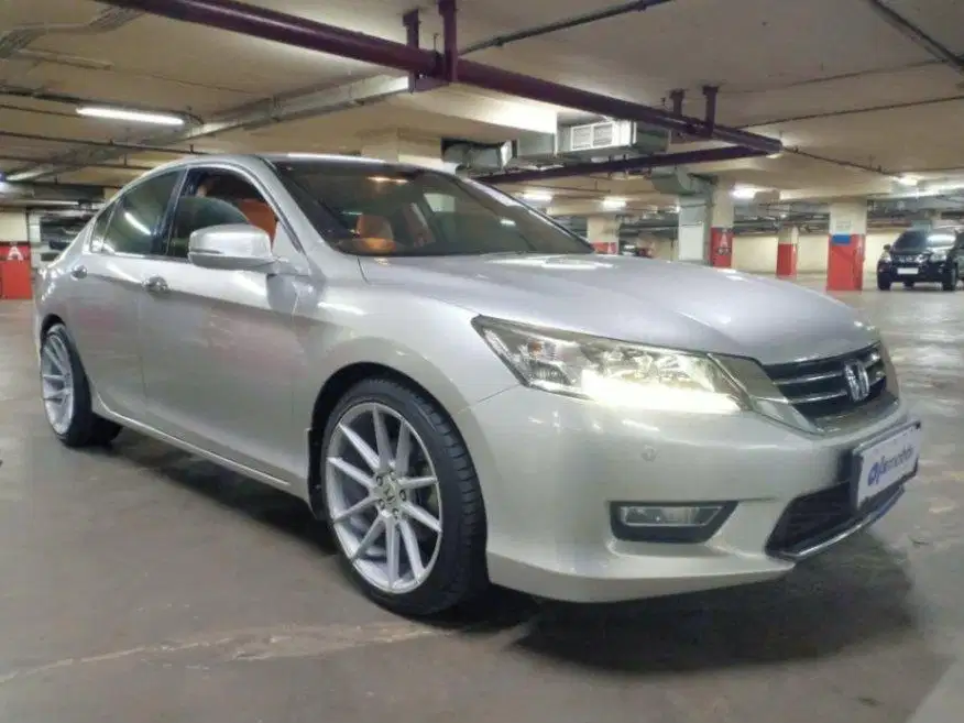 MOBIL PILIHAN Honda Accord 2.4 VTI-L Bensin-AT 2013 0PJ B