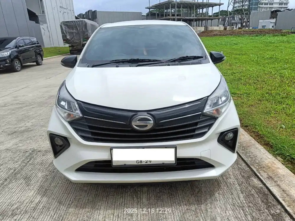 Daihatsu Sigra 1.2 R MT 2024