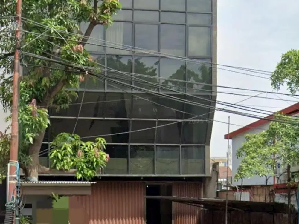 DIJUAL RUMAH GEDUNG DI PINGGIR JALAN PETOJO UTARA JAKARTA