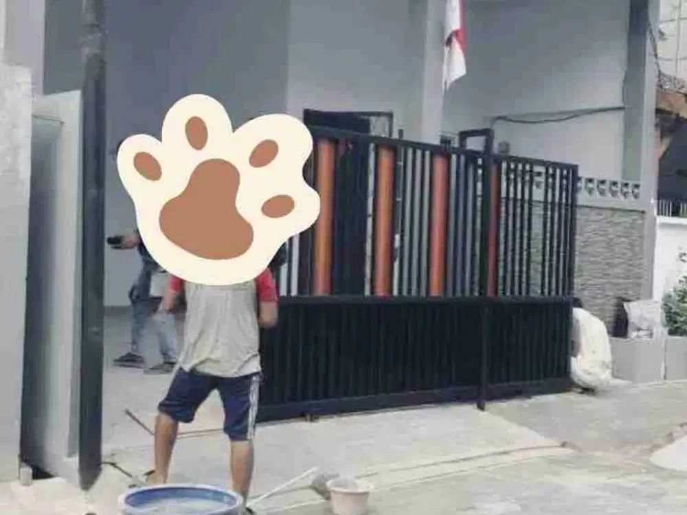 Disewakan Rumah tinggal baru 1,5 lantai  dgn AC
di Harapan Indah Bekasi