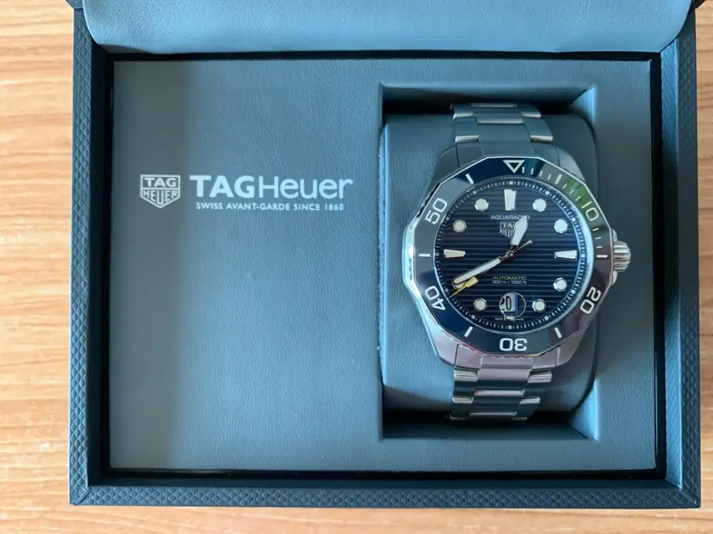 Tag Heuer Aquaracer Professional 300 Date Blue Dial 43mm