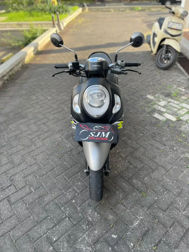 Scoopy Sporty (2023)