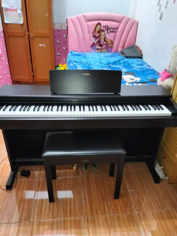 Piano Digital Yamaha Arius YDP 145 dijual murah