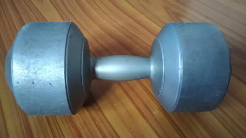 Dijual Dumble 6kg -132lbs merk Suzuki