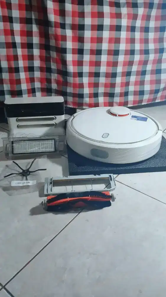 Mi robot vacuum cleaner (xiaomi)