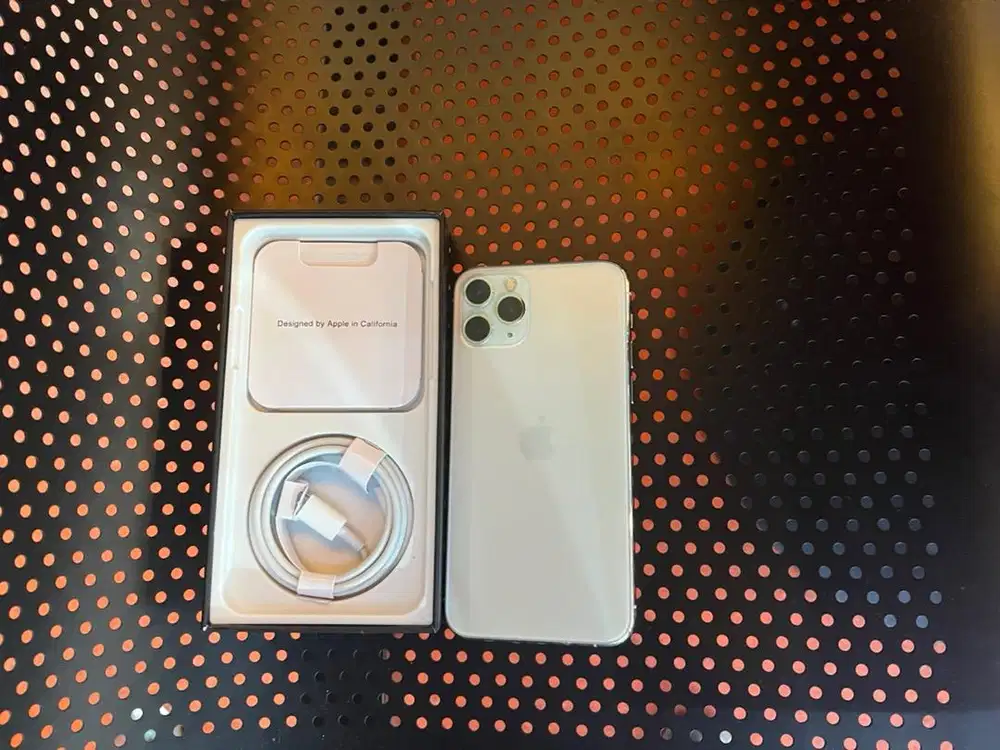 iphone 11 pro 256gb perfect