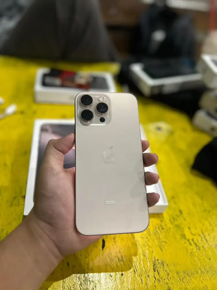 iPhone 16 pro max 256 iBox fullset mulus nominus