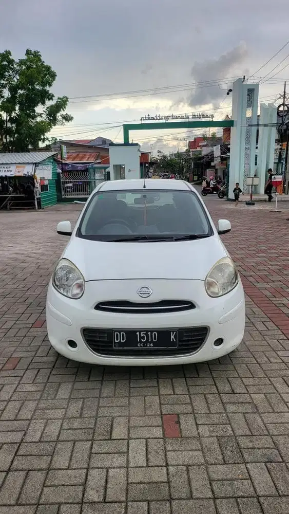 NISSAN MARCH 2011 MANUAL