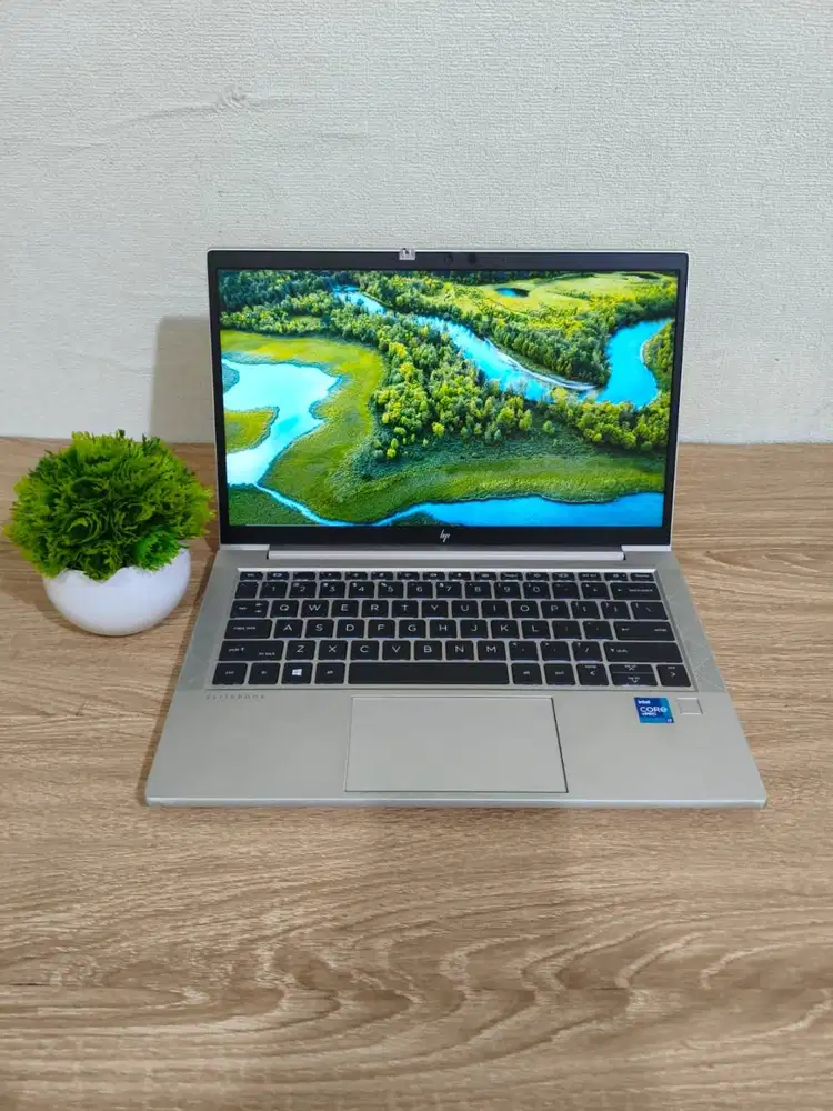 Laptop Murah HP EliteBook 830 G8 Core i7-11 RAM 32GB SSD 512GB 14 FHD
