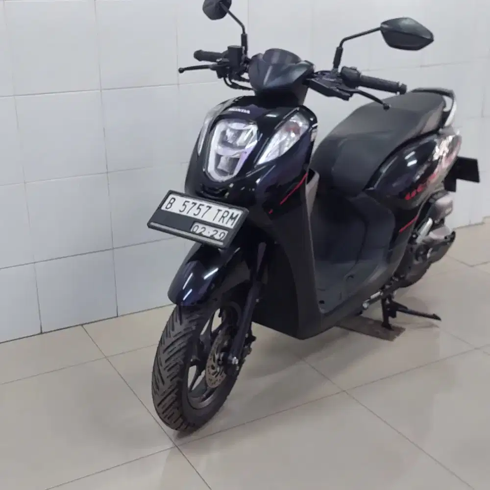 Honda genio 2024 dp 500rb.