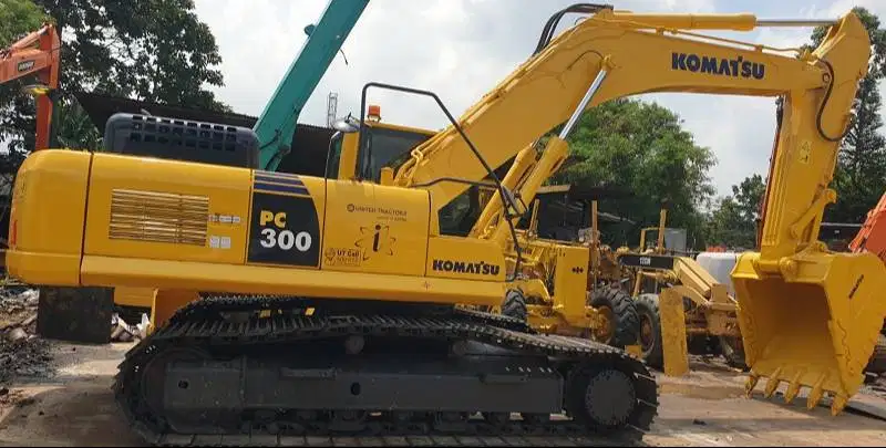 Dijual Excavator Komatsu PC300-8M0 Tahun 2020