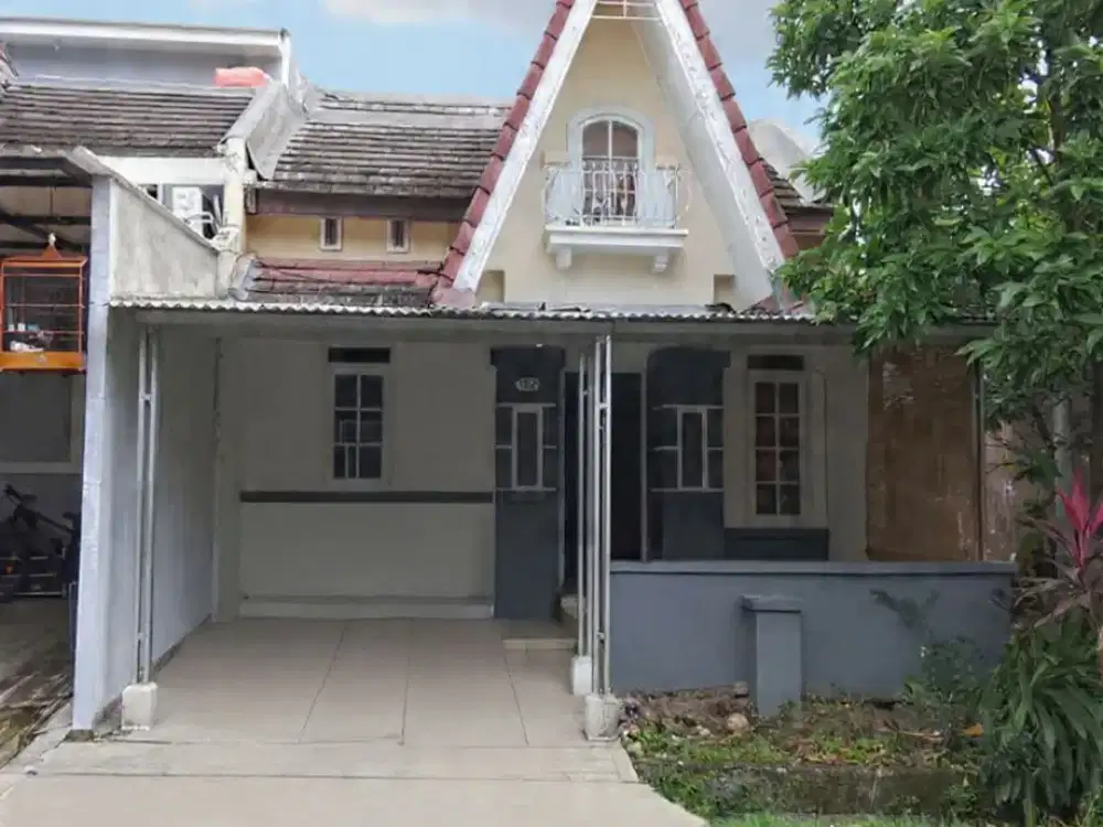 DIJUAL RUMAH BAGUS STRATEGIS SIAP HUNI MURAH HARGA NEGO SENTUL CITY SSR930