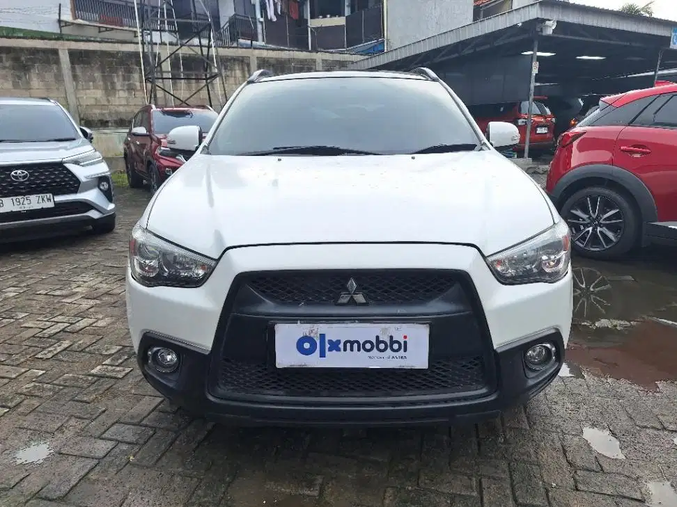LOW DP Mitsubishi Outlander Sport 2.0 PX Bensin-AT 2013 WCQ