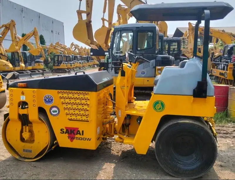 Dijual Tandem Roller Sakai TW500 Ex. Import Tahun 2025