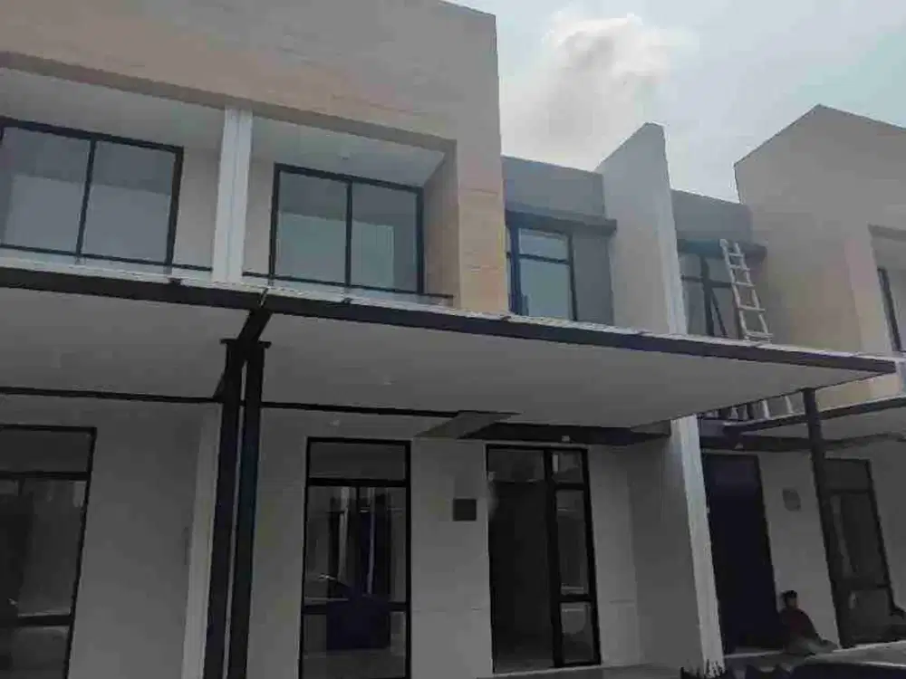 Rumah Murah dan Siap Huni di Villa Pasir Putih 5 PIK 2