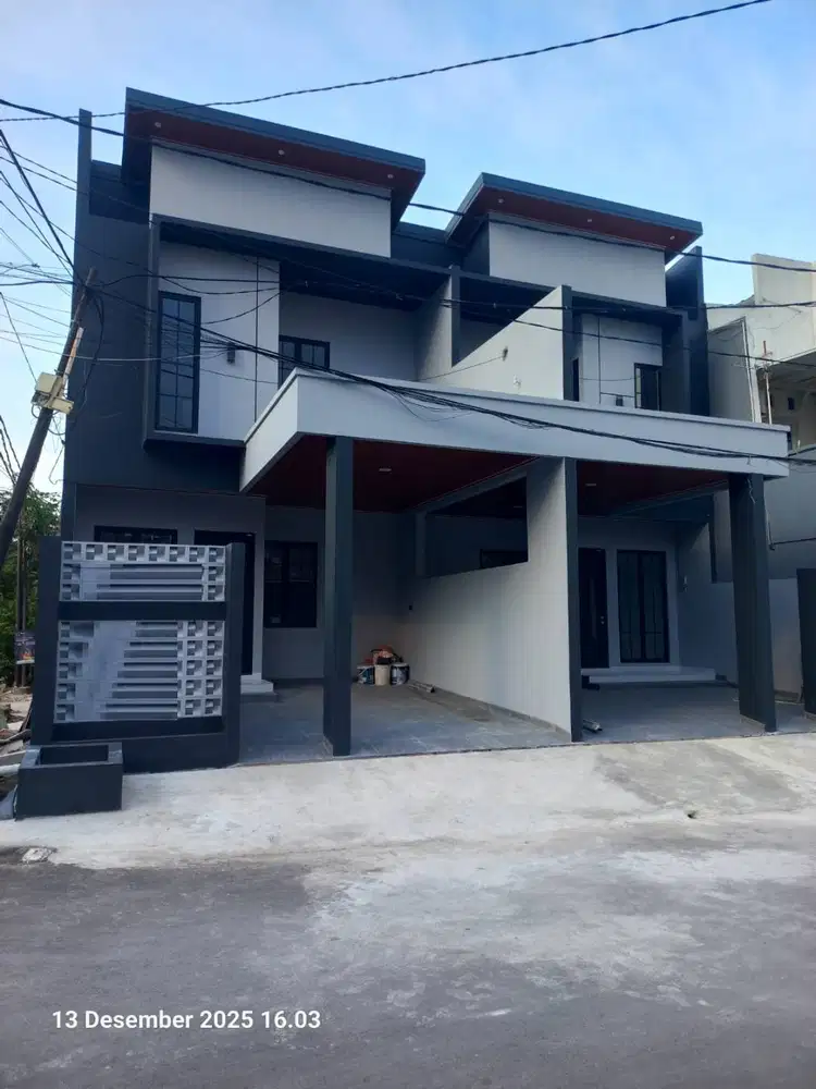 JUAL RUMAH BARU DI TAMAN HARAPAN BARU DKT RS.EMHAKA BEKASI (C1042)